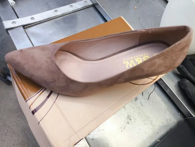 Zapatos B&W Beige/Marrón Talla 39