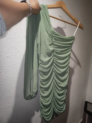 Vestido verde fiesta manga larga