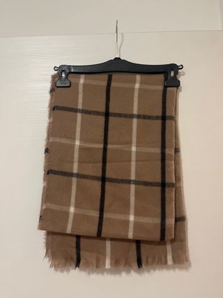 Sciarpa quadri beige e nera calda