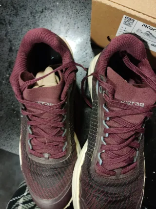 Zapatillas Trail Kjerag2 Burgundy