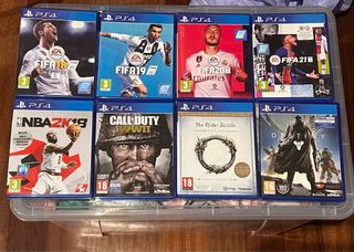 PS4 500GB + 2 Mandos + 8 Juegos