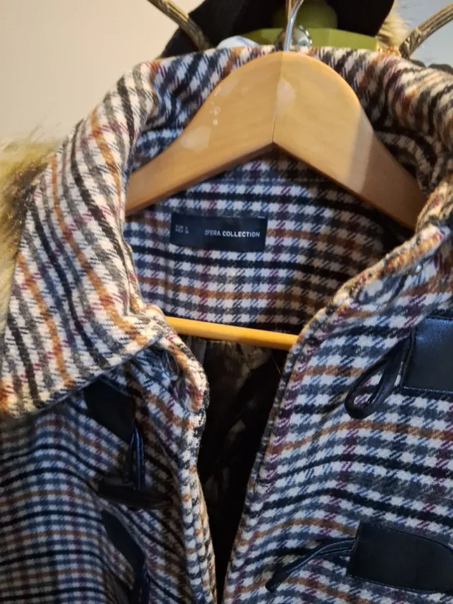 Abrigo corto cuadros mujer