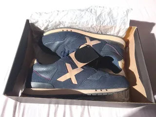 Munich DASH PREMIUM 72 Azul y Beige