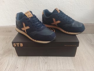 Munich DASH PREMIUM 72 Azul y Beige