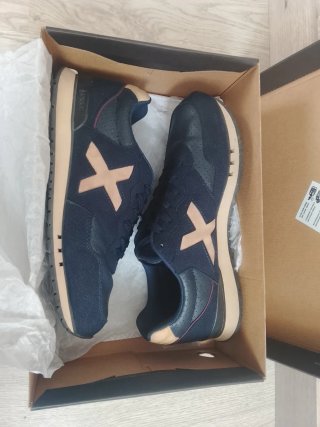 Munich DASH PREMIUM 72 Azul y Beige