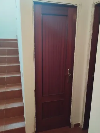 Puertas de vivienda Sapelly