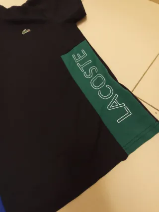 Polo Lacoste Negro y Azul