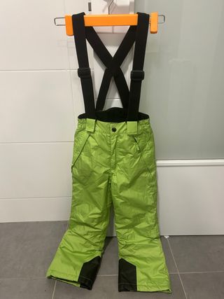 Pantalón de ski T. 122/128.