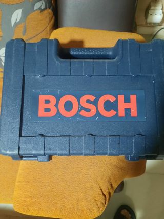 Taladro Percutor Profesional Bosch a batería