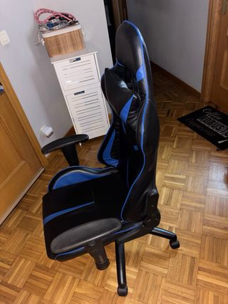 Silla Gamer Negra y Azul