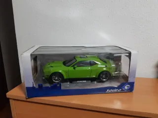 Solido Dodge Challenger 1:18