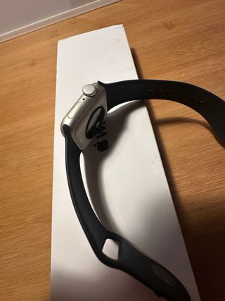Apple Watch SE Negro/Plata con Accesorios.