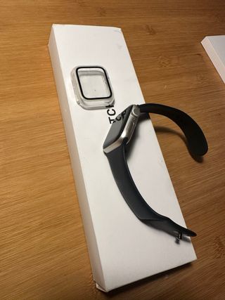 Apple Watch SE Negro/Plata con Accesorios.