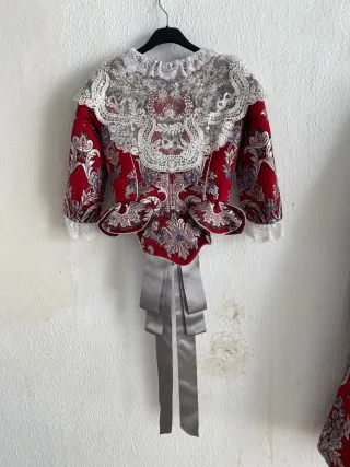 Traje de Fallera Rojo y Plateado