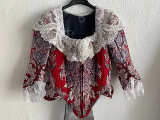 Traje de Fallera Rojo y Plateado