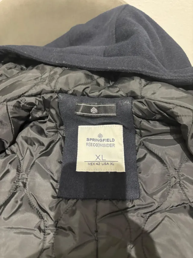 Abrigo 3/4 con capucha lana y poliéster