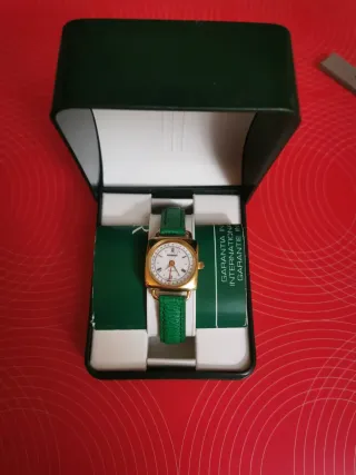 Reloj Radiant Mujer Dorado y Verde