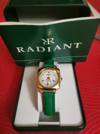 Reloj Radiant Mujer Dorado y Verde