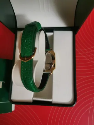 Reloj Radiant Mujer Dorado y Verde