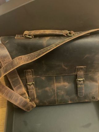 Bolso maletín de piel marrón