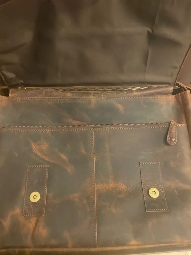 Bolso maletín de piel marrón