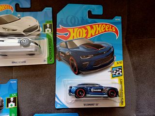 Hot Wheels 15x Vários Carros Novos