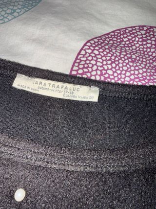 Jersey negro con perlas