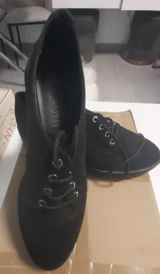 Zapatos Bershka mujer talla 40 negros