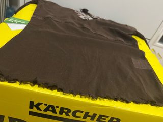 Camiseta Oxmo S bordada marrón con transparencias