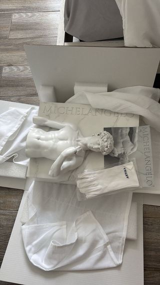 Scultura in marmo di Michelangelo
