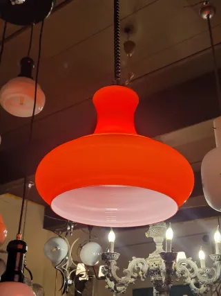 Lampada a sospensione anni '60 opalino arancione
