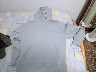 Sudadera azul claro Zara Talla M