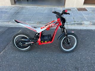 BETA Minitrial niño a Batería