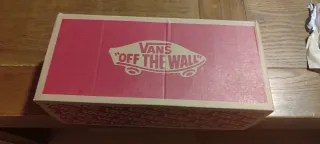 Zapatillas Vans Negras y Blancas