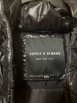 Cazadora Supply & Co Negra Brillante