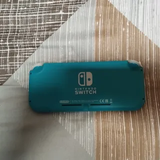 Nintendo Switch Lite Azul turquesa + Mario Kart 8