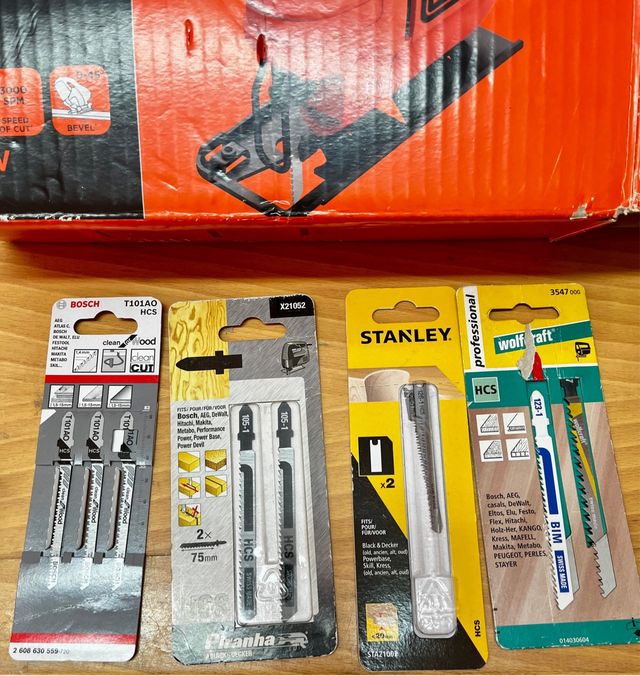 Sierra de calar Black & Decker KS501-QS 400W