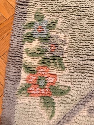 Tappeto di lana con fiori