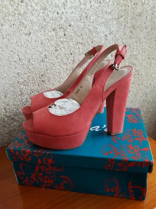Zapatos de tacón rojos/rosas T36