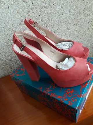 Zapatos de tacón rojos/rosas T36