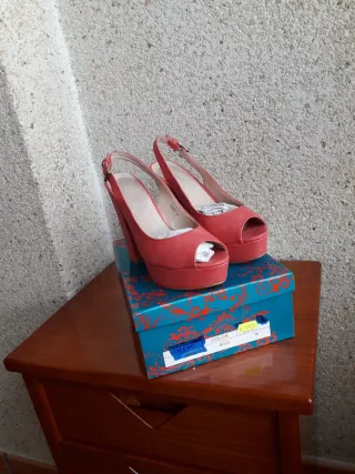 Zapatos de tacón rojos/rosas T36
