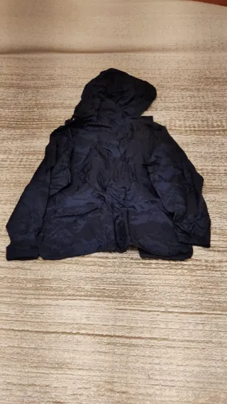 Conjunto chubasquero infantil Quechua.