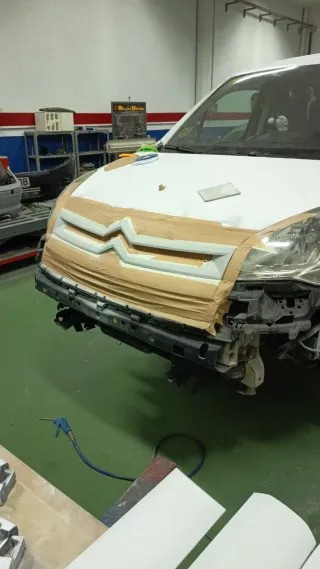 Reparación y pintura de coches