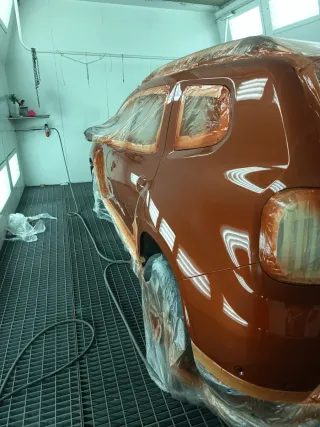 Reparación y pintura de coches