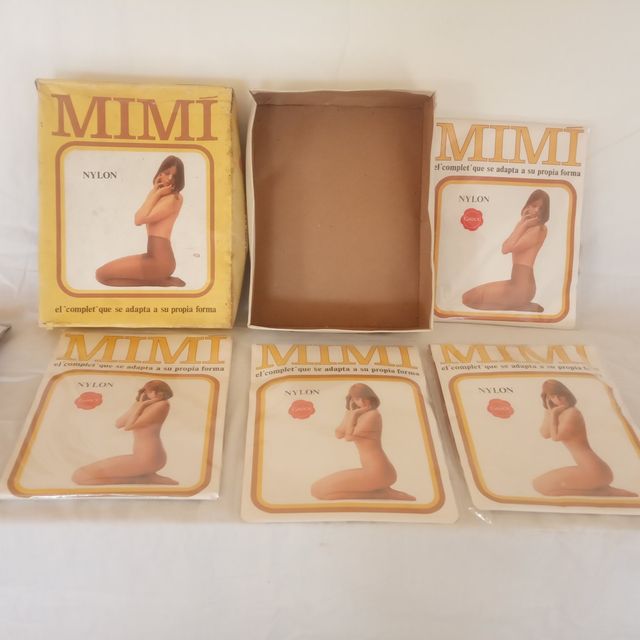 Caixa com 4 pares de meias pantys Mimi anos 80-90