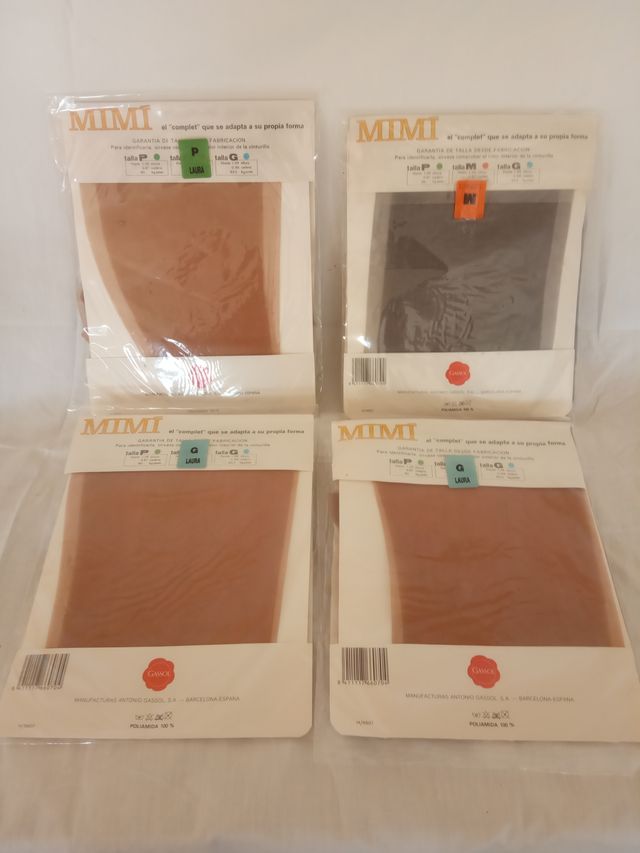 Caixa com 4 pares de meias pantys Mimi anos 80-90