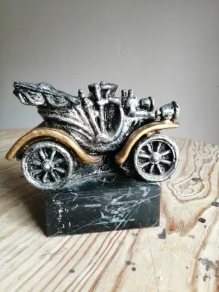 Figura Coche Antiguo Decorativo