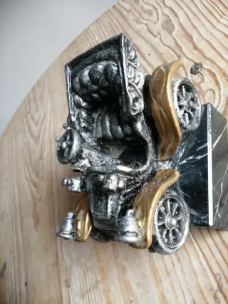 Figura Coche Antiguo Decorativo