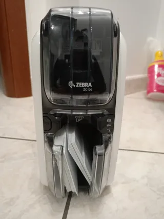 Stampante card Zebra ZC100