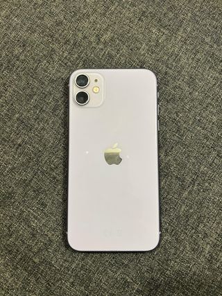 iPhone 11 Viola